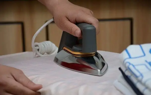 Bàn ủi khô Philips hd1172