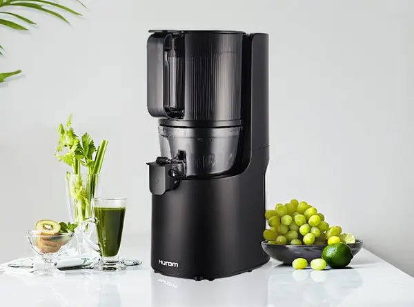 Đánh giá máy ép chậm Hurom H200 chi tiết nhất