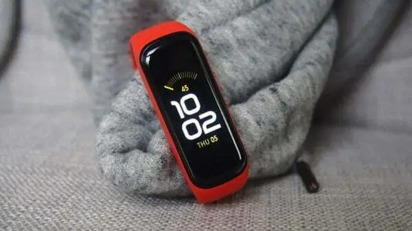 Review vòng đeo tay thông minh Samsung Galaxy Fit2