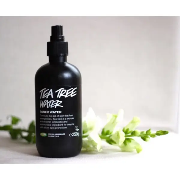 Nước hoa hồng cho da dầu mụn Lush Tea Tree Water