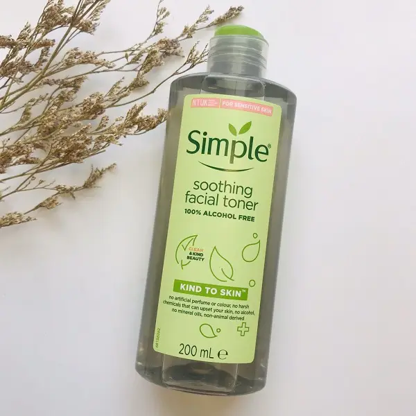 Nước hoa hồng Soothing Facial Toner Simple