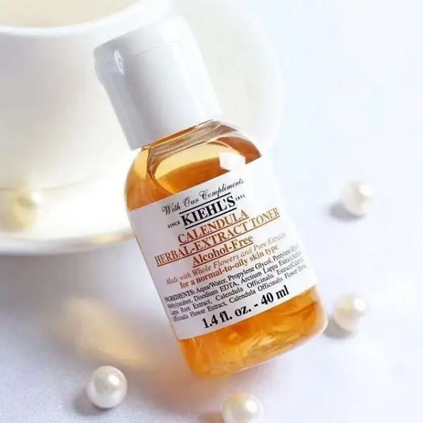 Toner da dầu mụn Kiehl's Calendula Herbal Extract Toner Alcohol
