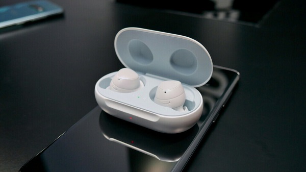 Nên mua tai nghe bluetooth Samsung loại nào tốt nhất