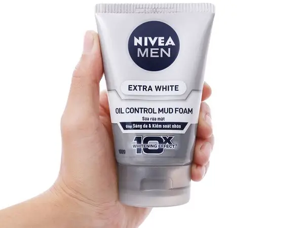 Sữa rửa mặt tốt cho nam giới Nivea For Men