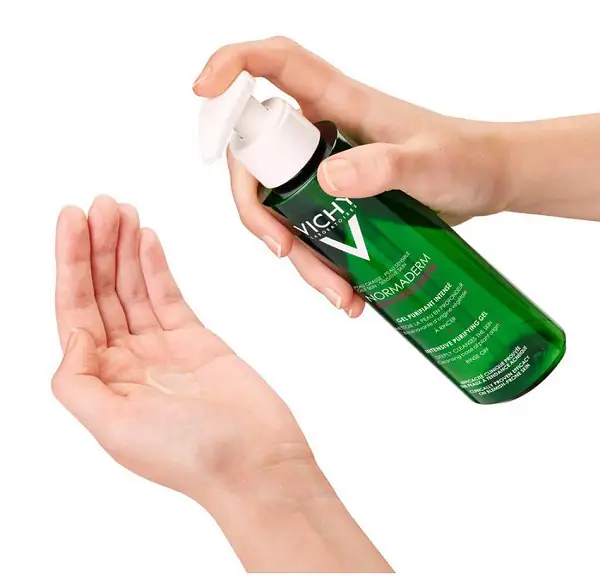 Sữa rửa mặt trị mụn Vichy Normaderm Phytosolution Intensive Purifying Gel