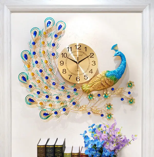 Đồng hồ treo tường trang trí hình con chim công