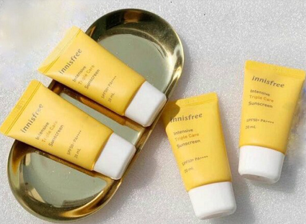 Kem chống nắng innisfree Intensive Triple Care Sunscreen SPF50+ PA++++