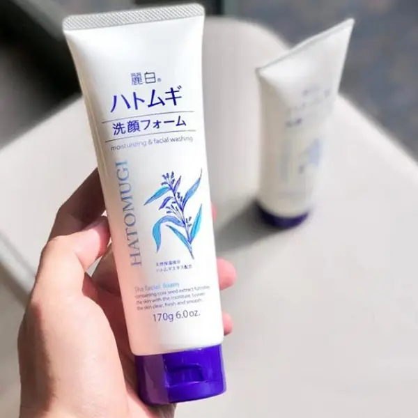 Sữa rửa mặt Hatomugi Cleansing & Facial Washing
